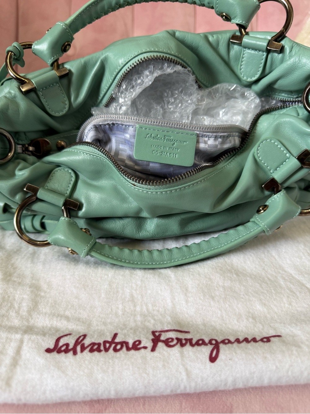 💯Auth! Salvatore Ferragamo Sofia Green Woven Leather Top-Handle Bag Gunmetal HW - Picture 12 of 14